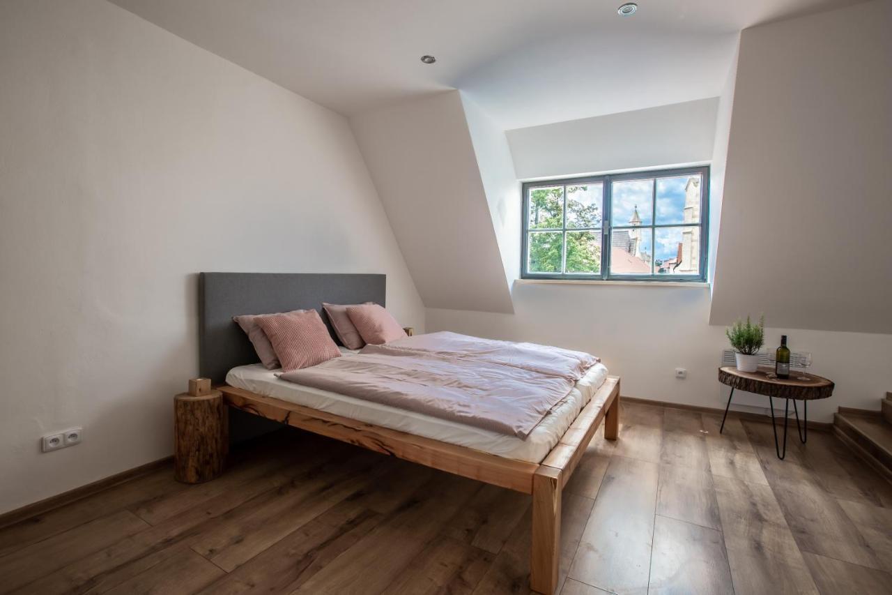Apartmany Na Mikulasskem Namesti Зноймо Екстериор снимка